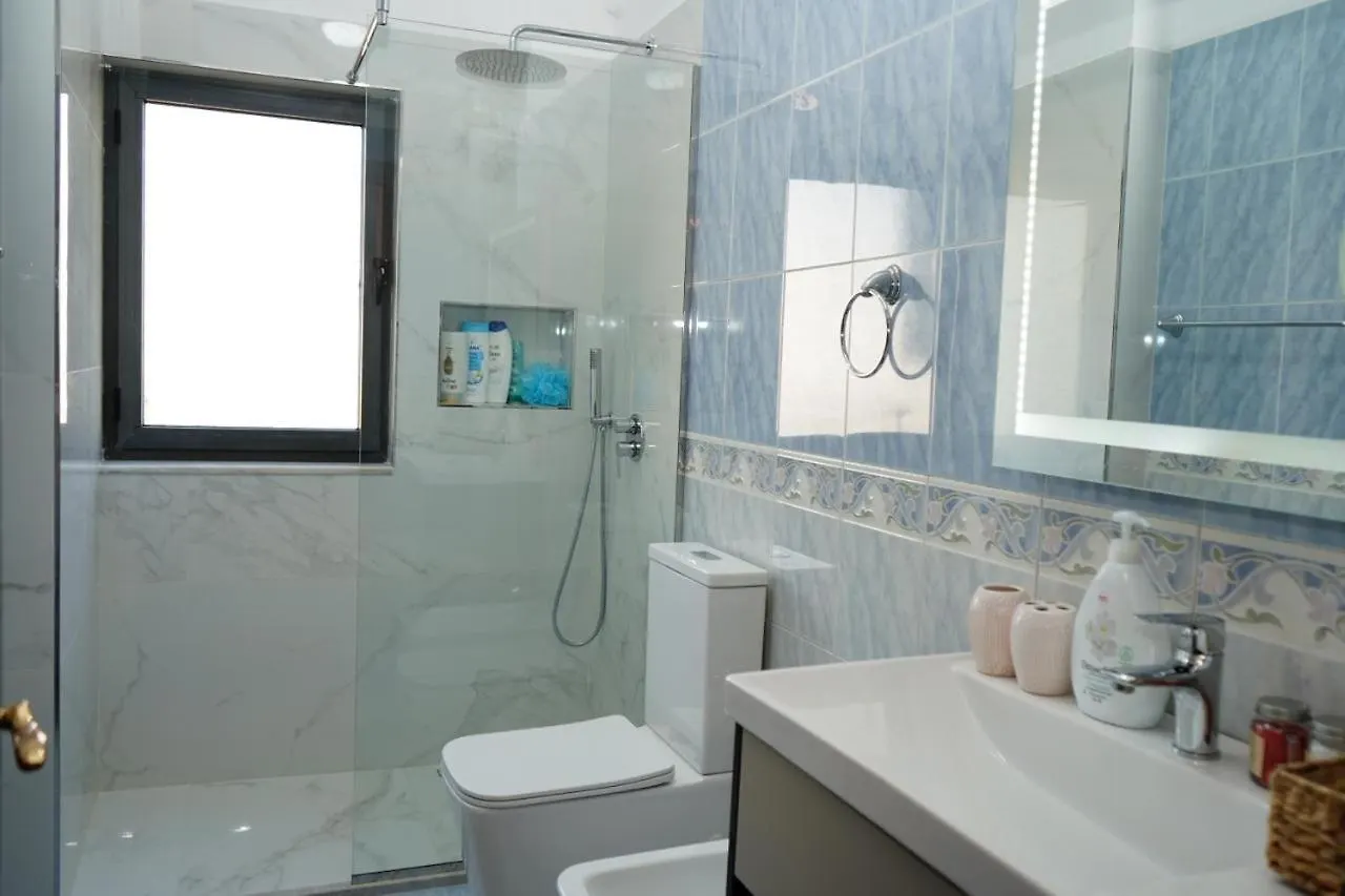 New Bazaar Bliss Apartment Tirana 0*,  Albania